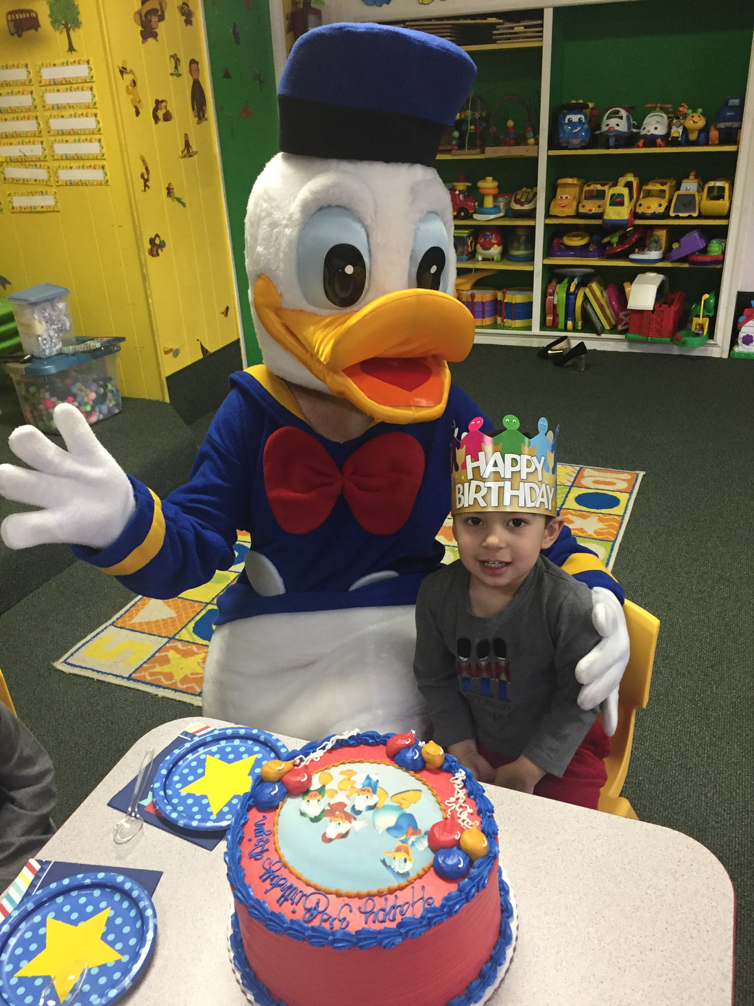 Inviting Donald Duck for your party